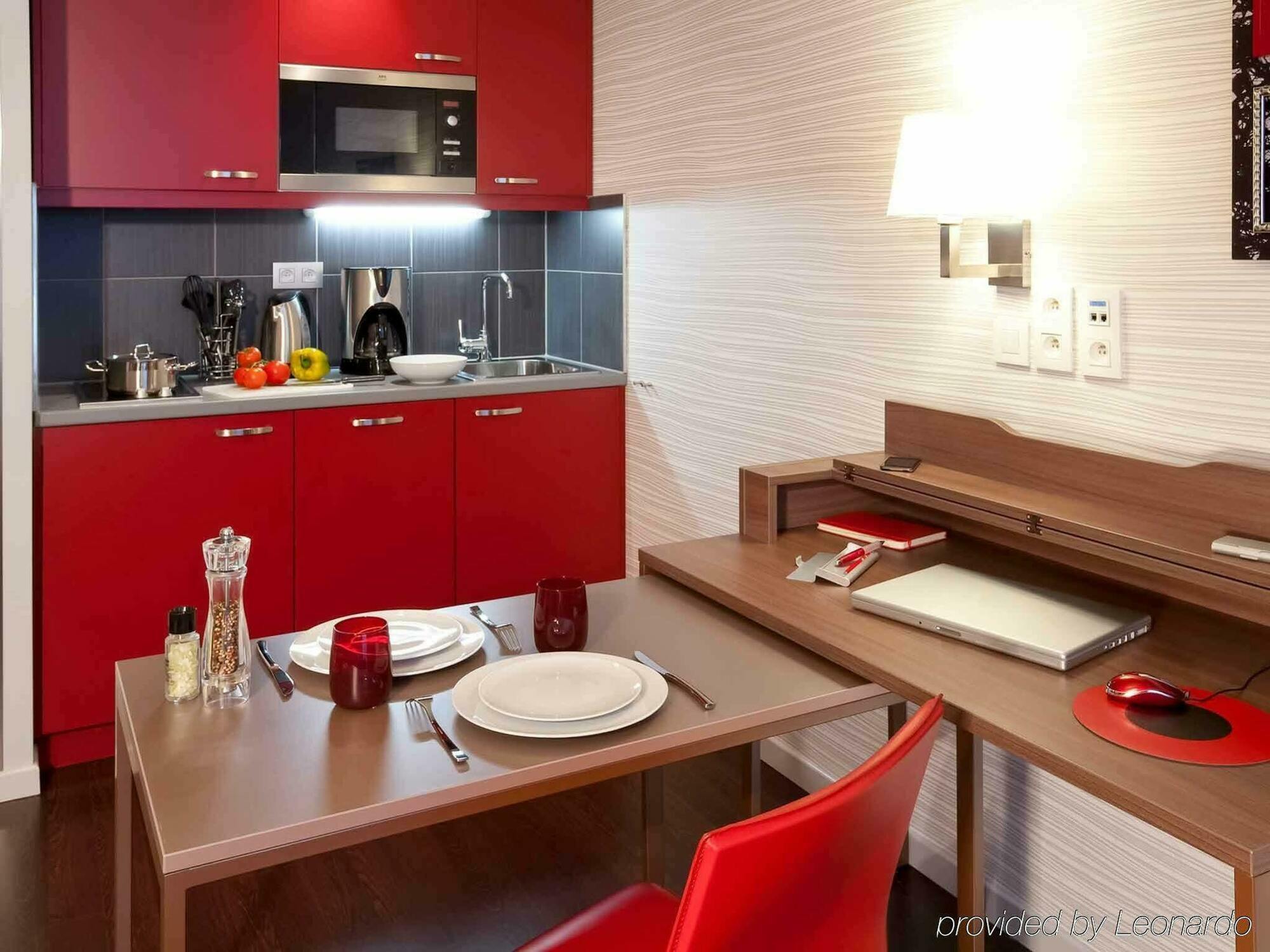 Aparthotel Adagio Brussels Grand Place Екстериор снимка